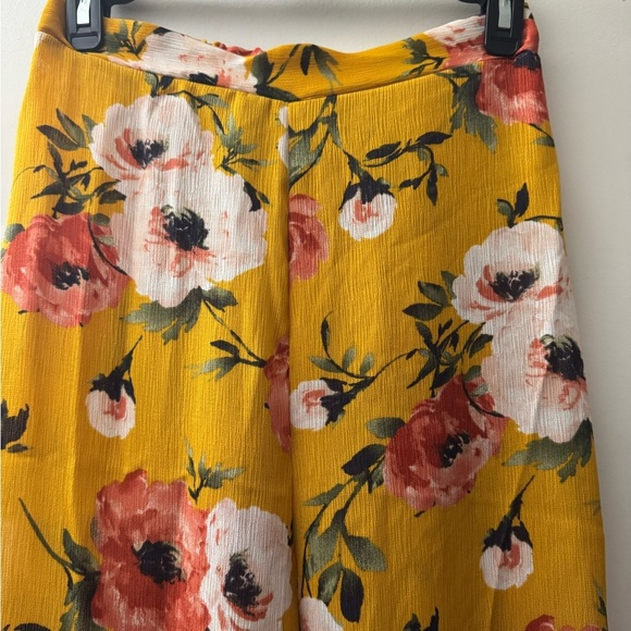 Iris Golden Floral Pants - Picture 3 of 5